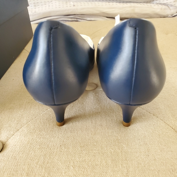Cole Haan Quincy 45 mm pump 9.5 7.5 marine blue - Picture 10 of 10